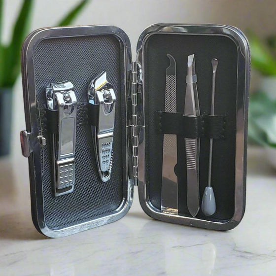 Travel Manicure Set - P R I N C I P L E